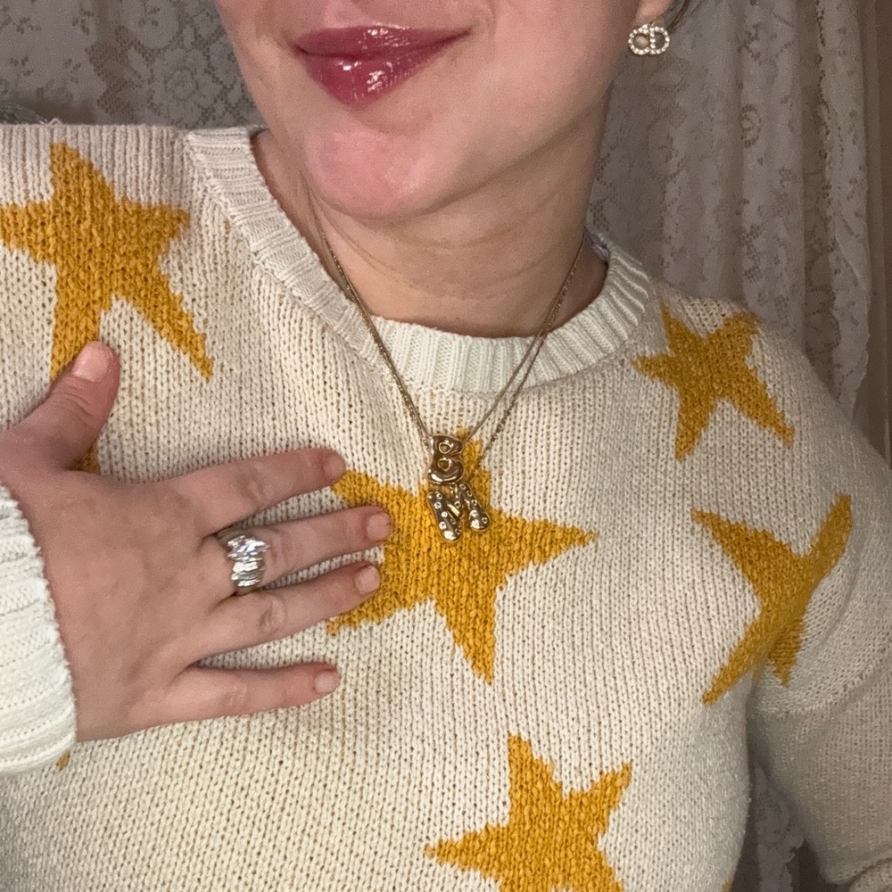 Star Sweater - Picture 4 of 11
